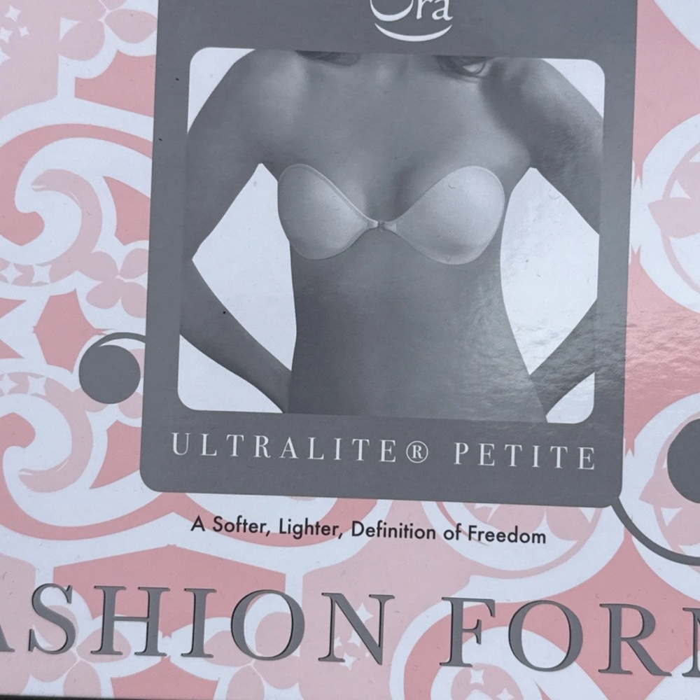 NuBra Ultralite Petite Adhesive Bra Made in USA Cup B  Nude Color